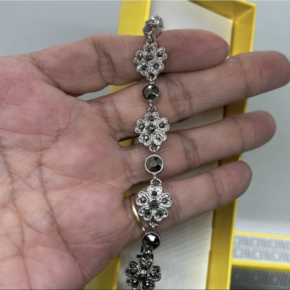 Vintage Liz Claiborne Silver-tone Mirror Rhinestone Box Jewelry Bracelet - Picture 3 of 7